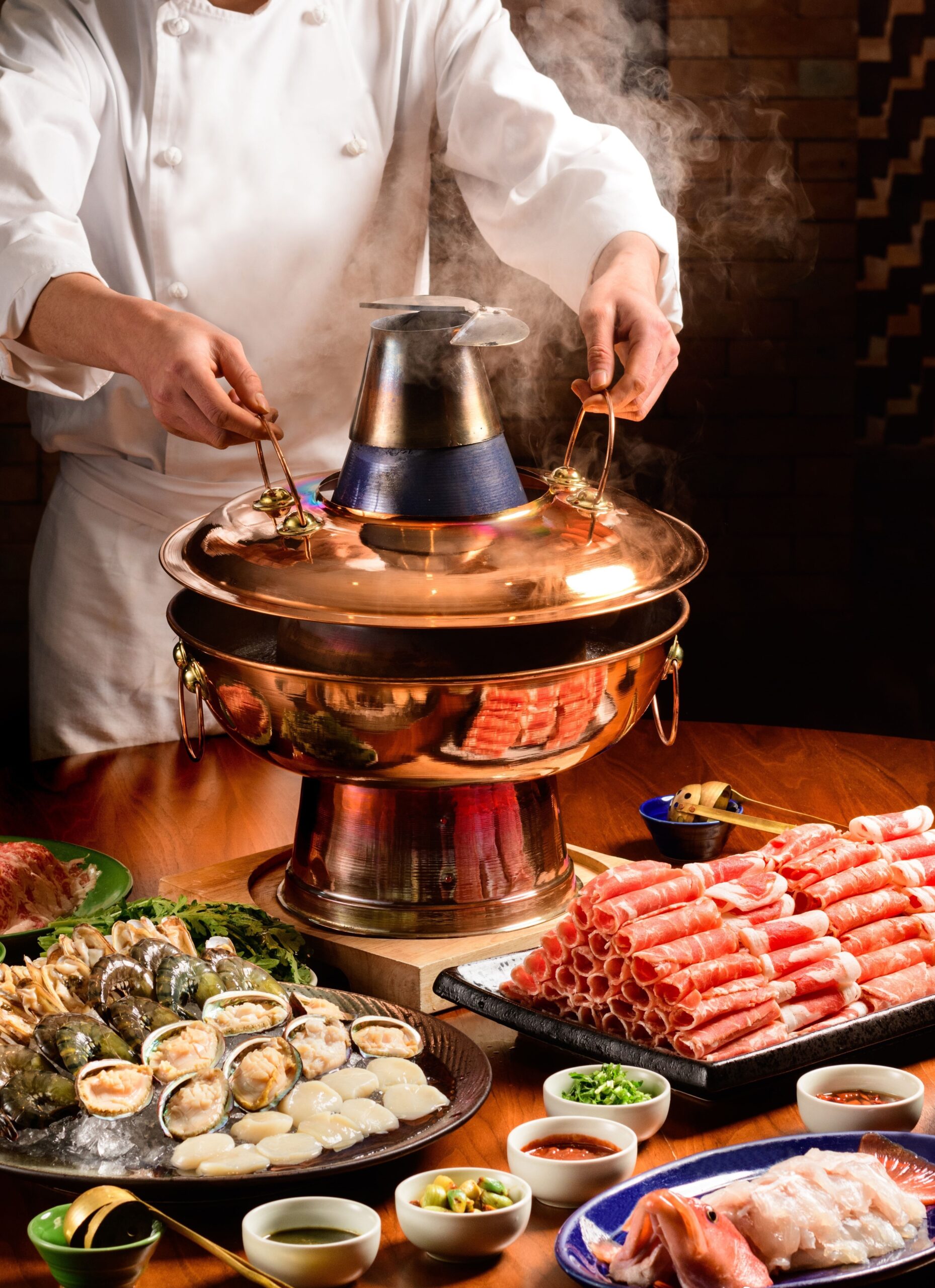 Beijing,Traditional,Hot,Pot,Combo,,With,Mutton,Slices,And,Seafood